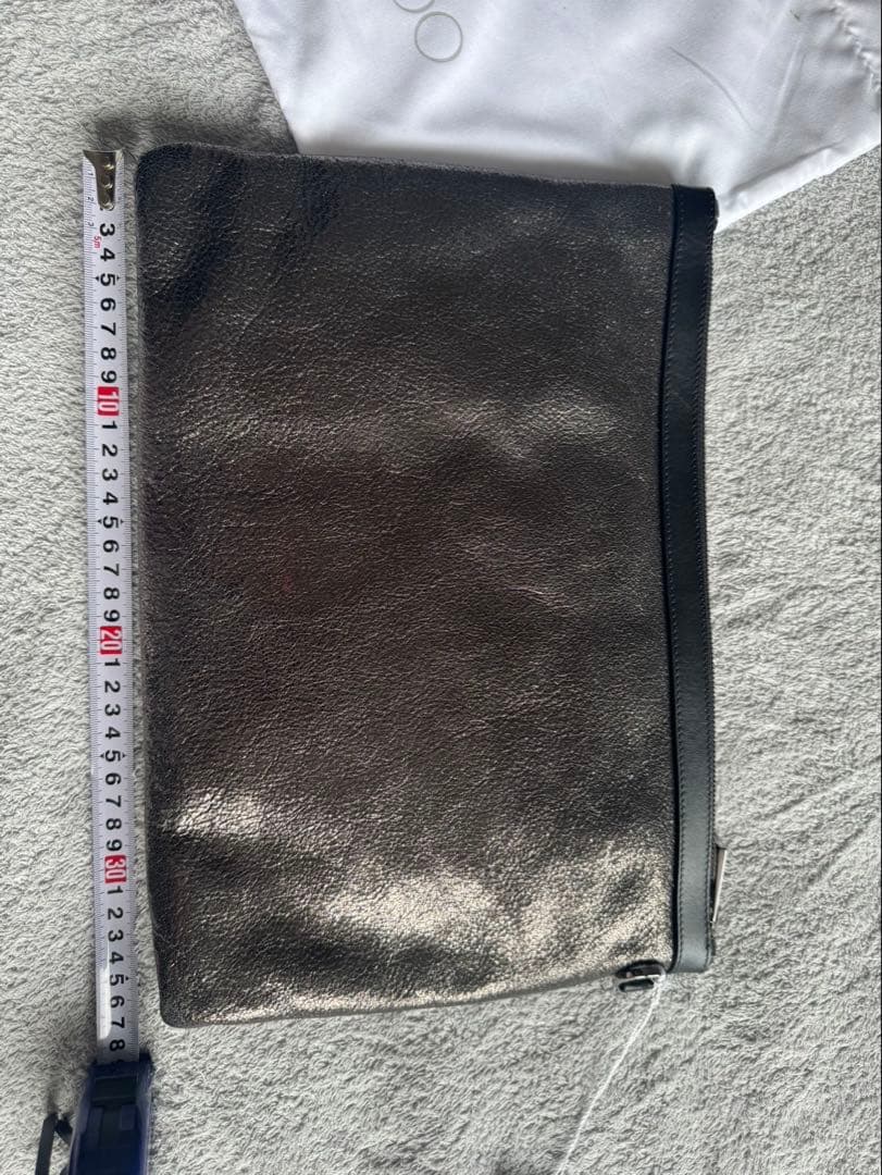 未使用 JIMMY CHOO シルバー スタースタッズ クラッチバッグ