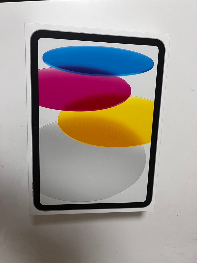 Apple Ipad 10世代 64GB [ほぼ新品] 強化ガラス付き