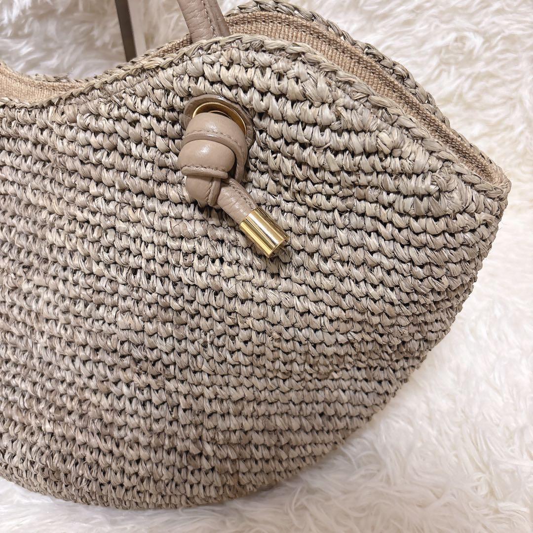 VIOLAdORO ツイストハンドルリップ型ラフィアカゴバッグ　肩掛け可