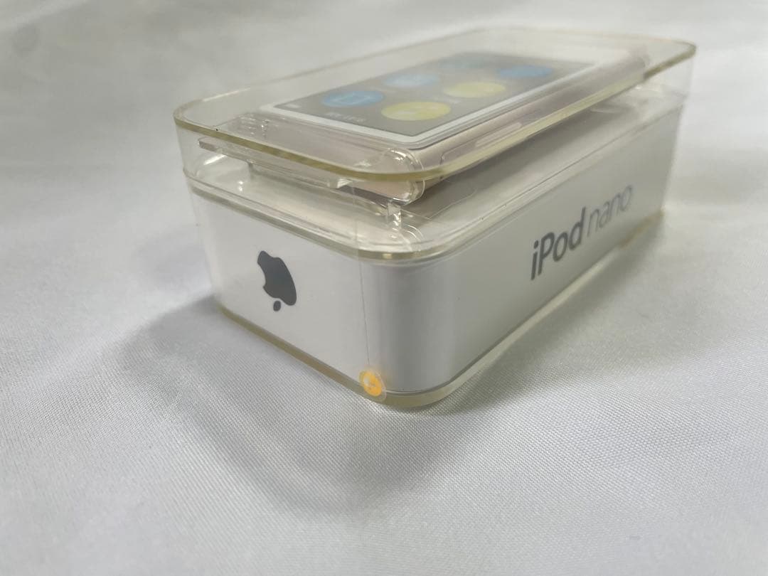 iPod NANO 第7世代　16GB Gold A1446 MKMX2J/A