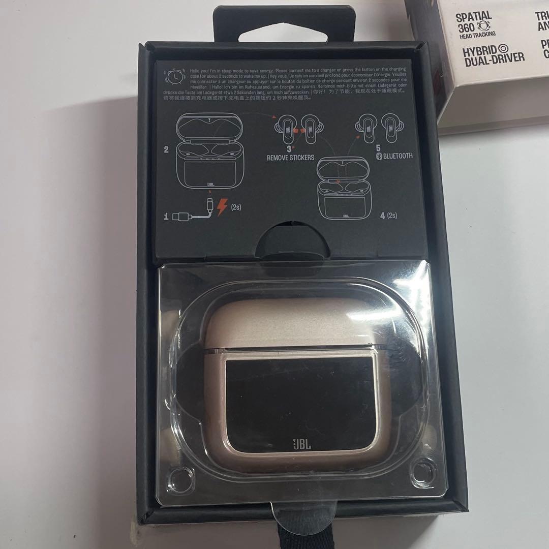 JBL Tour Pro 3 ワイヤレスイヤホン ラテ