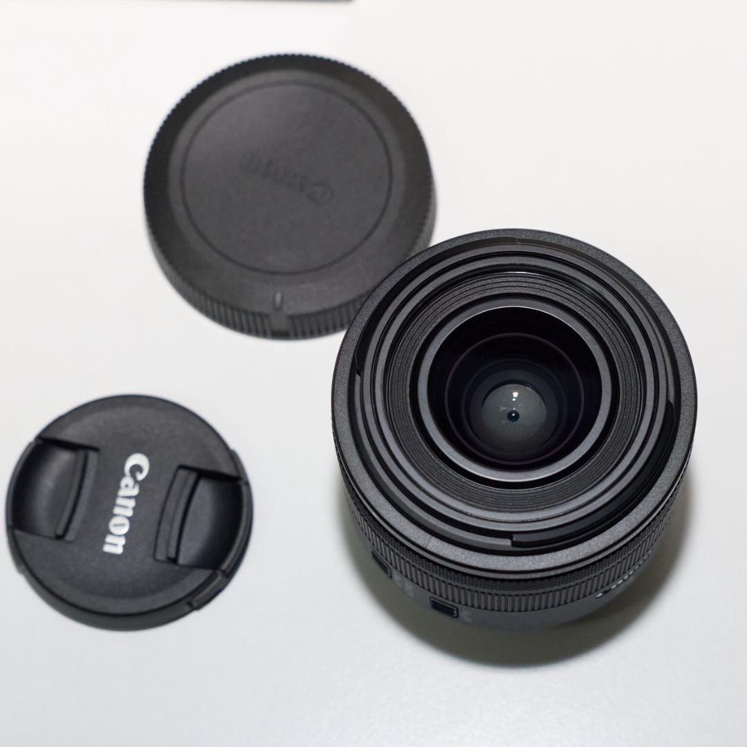 【使用回数１回 美品！】キヤノン Canon RF24mm F1.8 MACRO