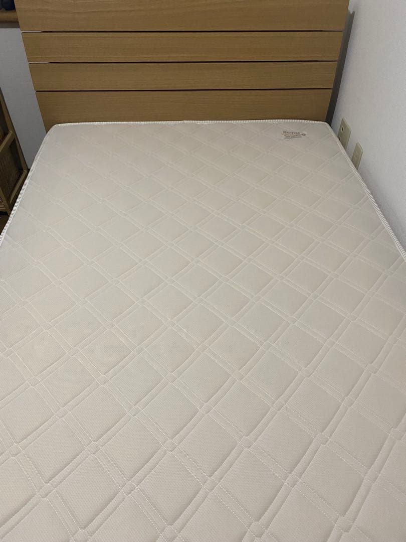 【保証書あり】マニフレックス　ベッドマットレス　セミダブル