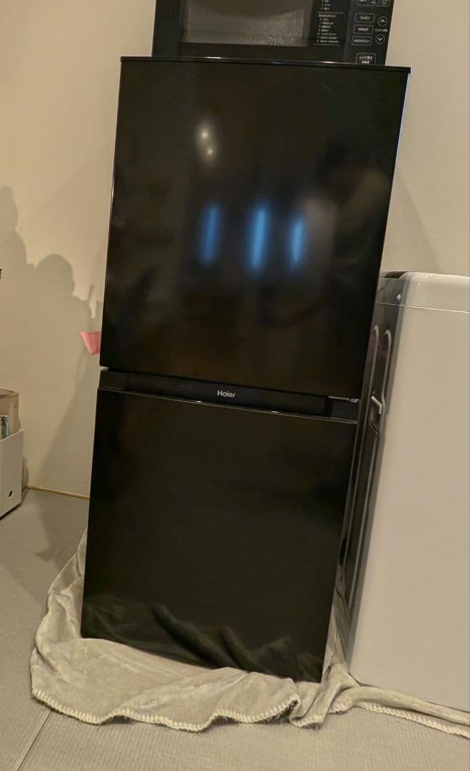 2024年製HAIERブラック冷蔵庫121L