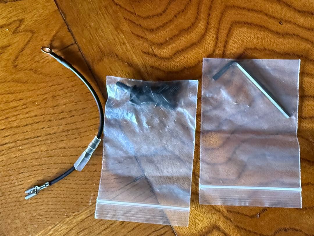 Renown レナウン　ステアリングホイール 3スポーク　33φ