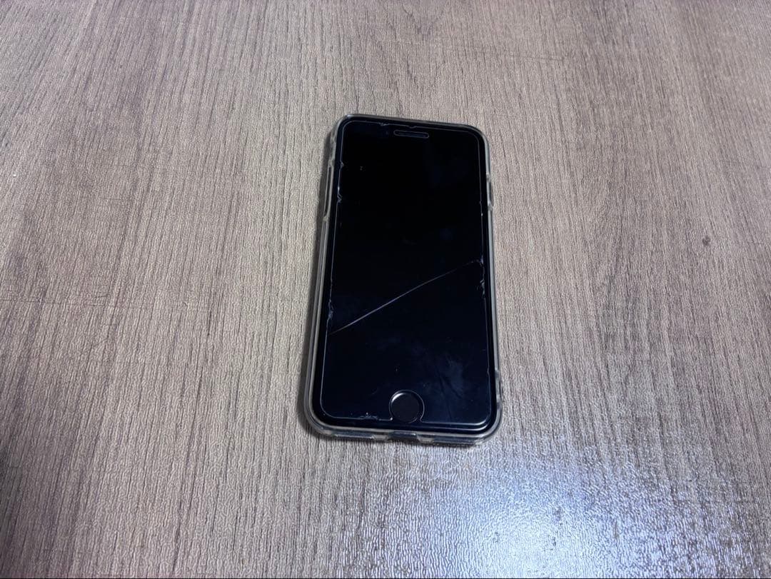 値下げ可能 iPhone SE (第3世代) ブラック 本体 フィルムに傷あり