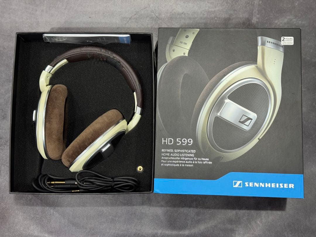 ゼンハイザー ヘッドホンSENNHEISER HD599