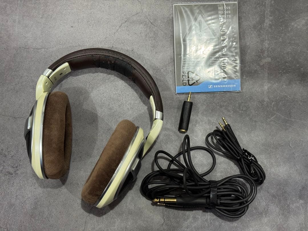 ゼンハイザー ヘッドホンSENNHEISER HD599
