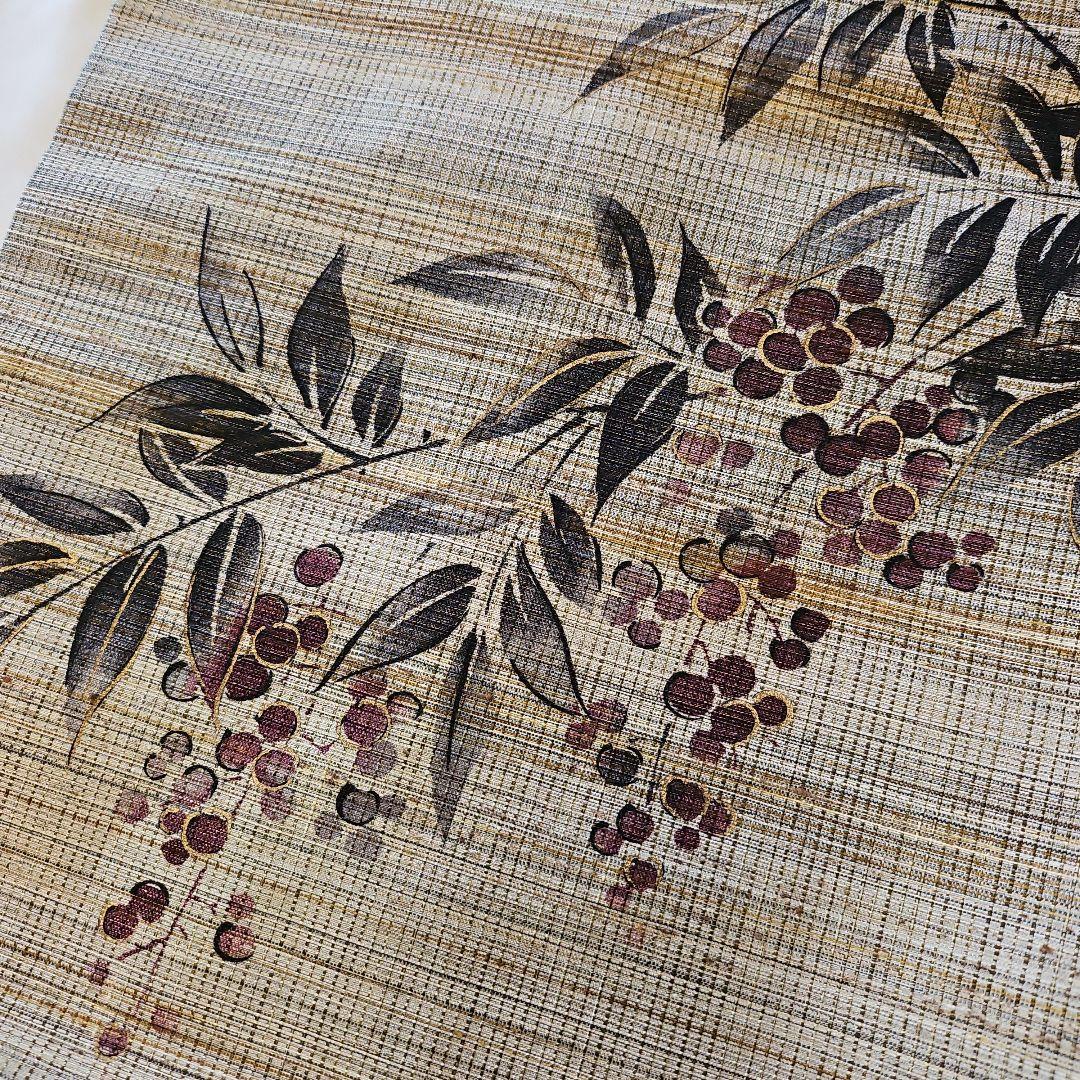 名古屋帯☆葉と赤紫の実☆正絹☆お太鼓柄☆美品☆袷☆仕立て上がり