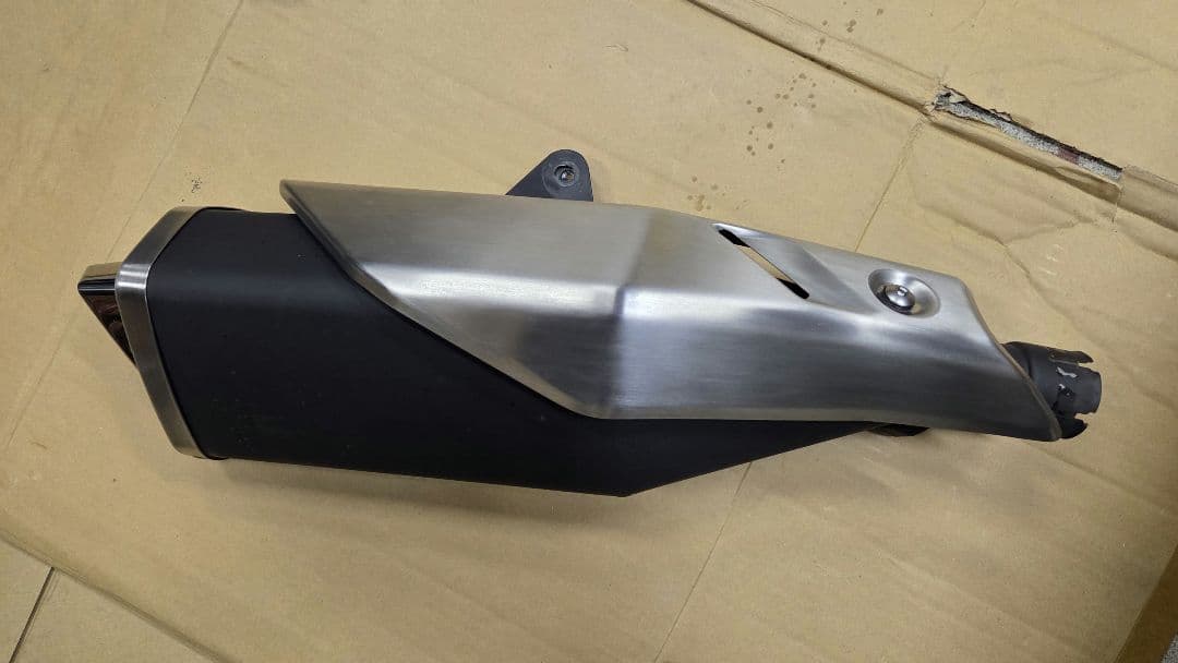 X-ADV (RH10)純正 マフラー