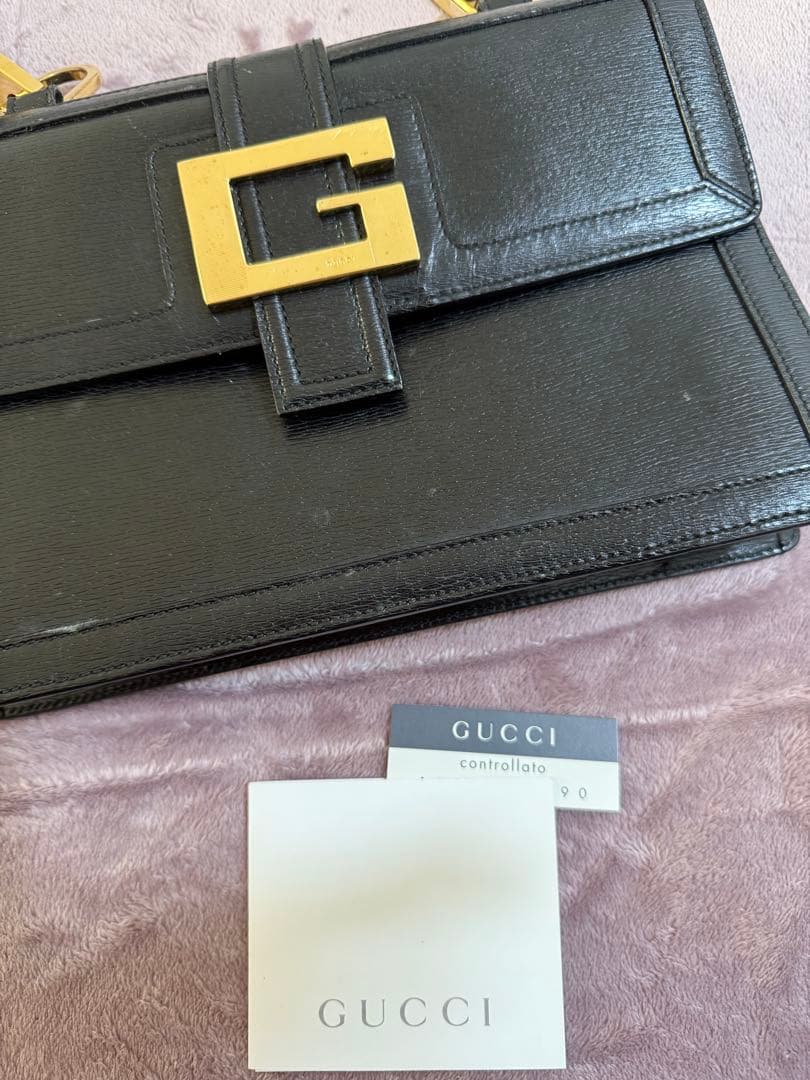 GUCCI ブラックレザー クラッチバッグ