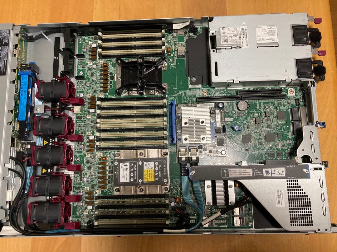 u*b様 HPE ProLiant DL360 Gen10（WinSRV2025