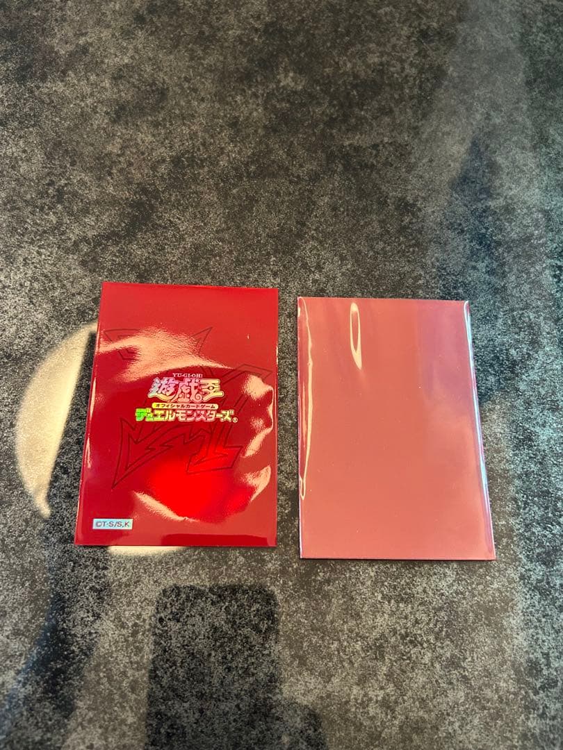 遊戯王 オシリスレッド スリーブ 60枚