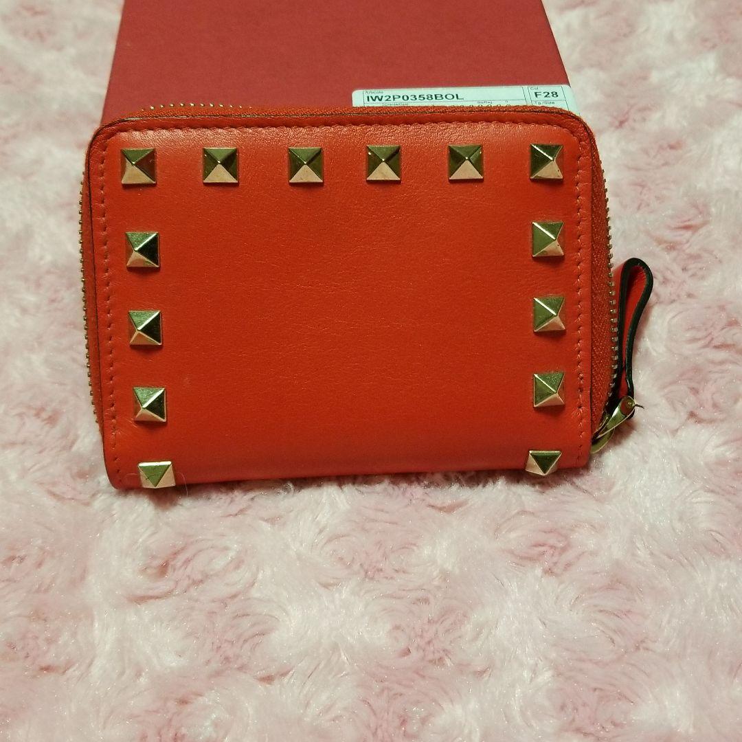 VALENTINO ヴァレンティノ　ロックスタッズ　ケース