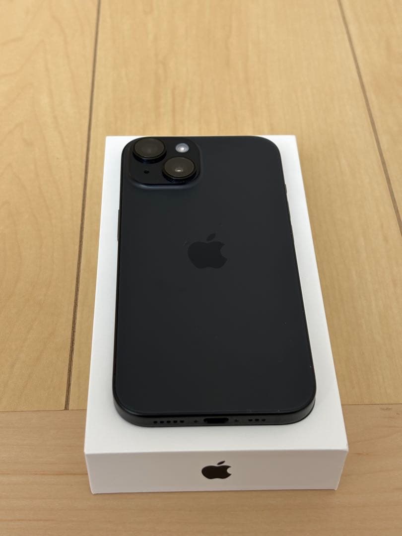 Apple iPhone 15 128GB SIMフリー 本体　ブラック