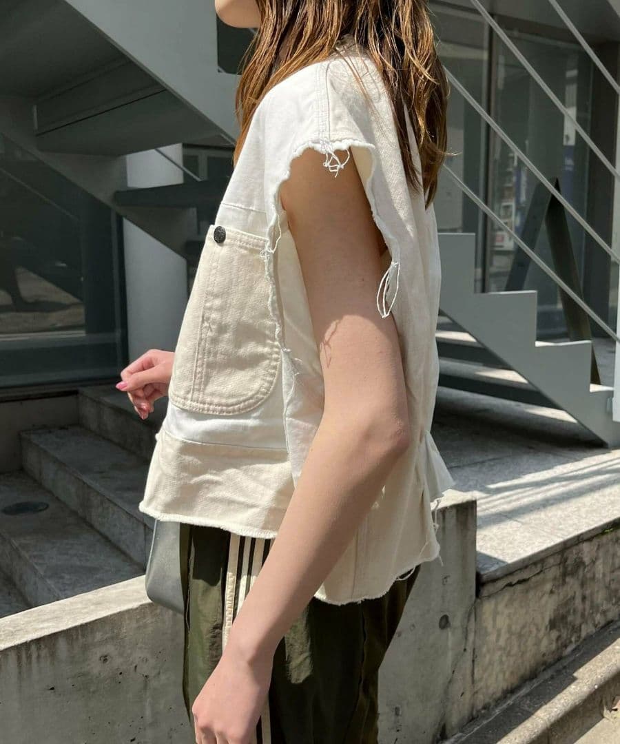 【etsinta/エシンタ】 デニムショートベスト　ホワイト