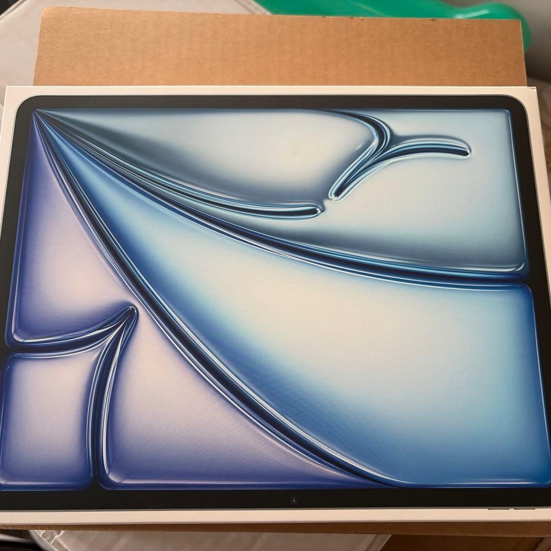 【極美品】iPad Air 13インチ(M2)128GB Wi-Fiモデル