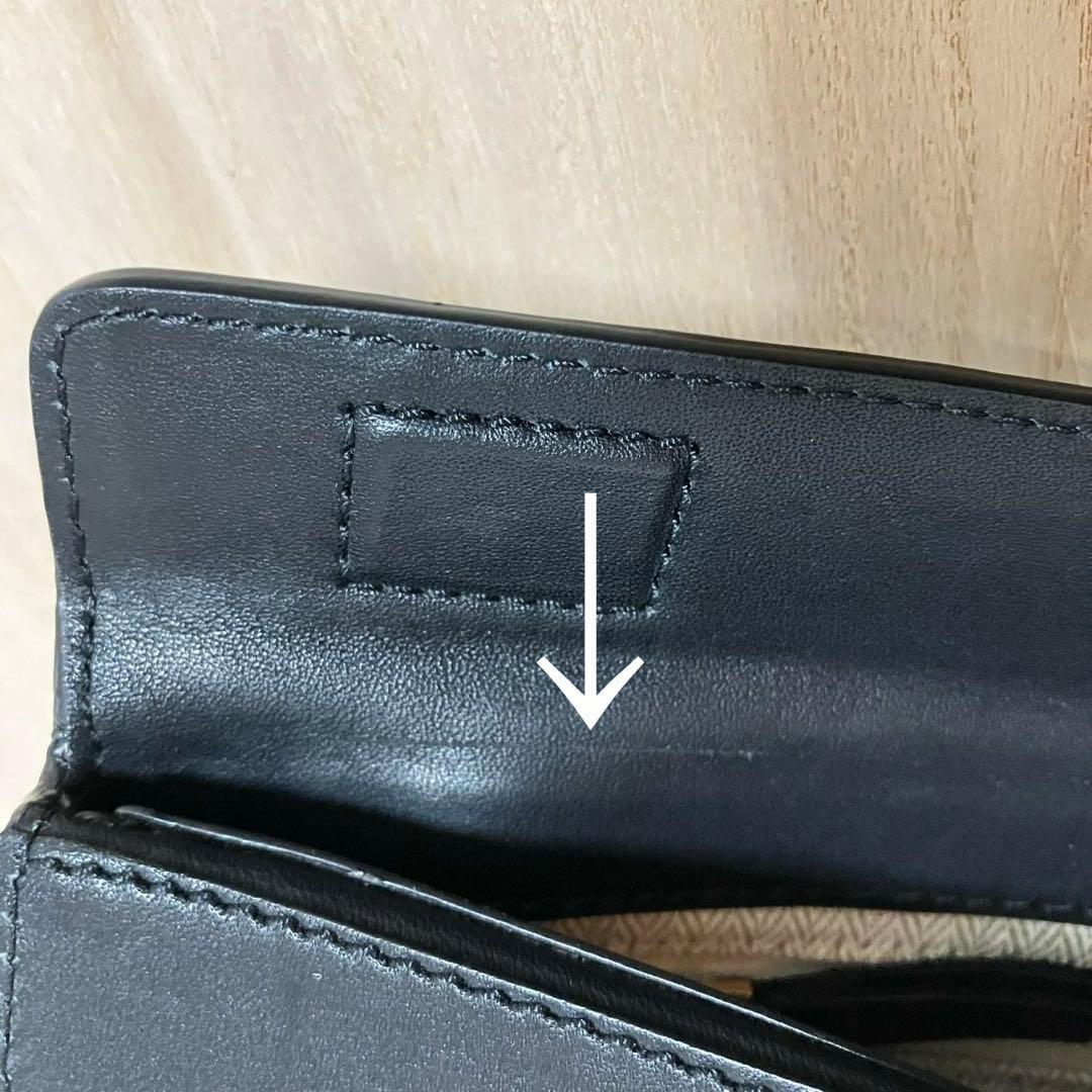 訳あり✨未使用級✨トリーバーチ✨ミラー✨クラッチバッグ✨ブラックロゴ