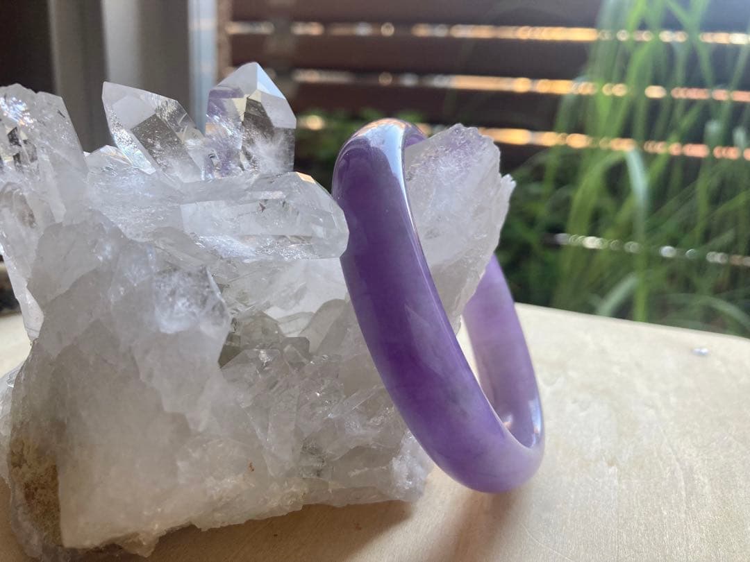 紫翡翠　バングル　ラベンダー　天然石／上品⭐︎美しい紫色　高貴な色⭐︎