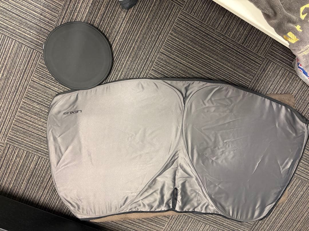 ES300レクサス純正サンシェード