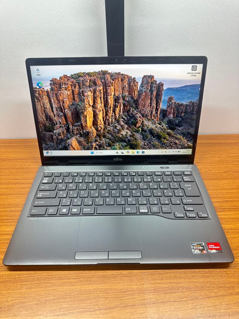 Windowsノート本体 FUJITSU LIFEBOOK Ryzen5 5500U 16Gb 512GB