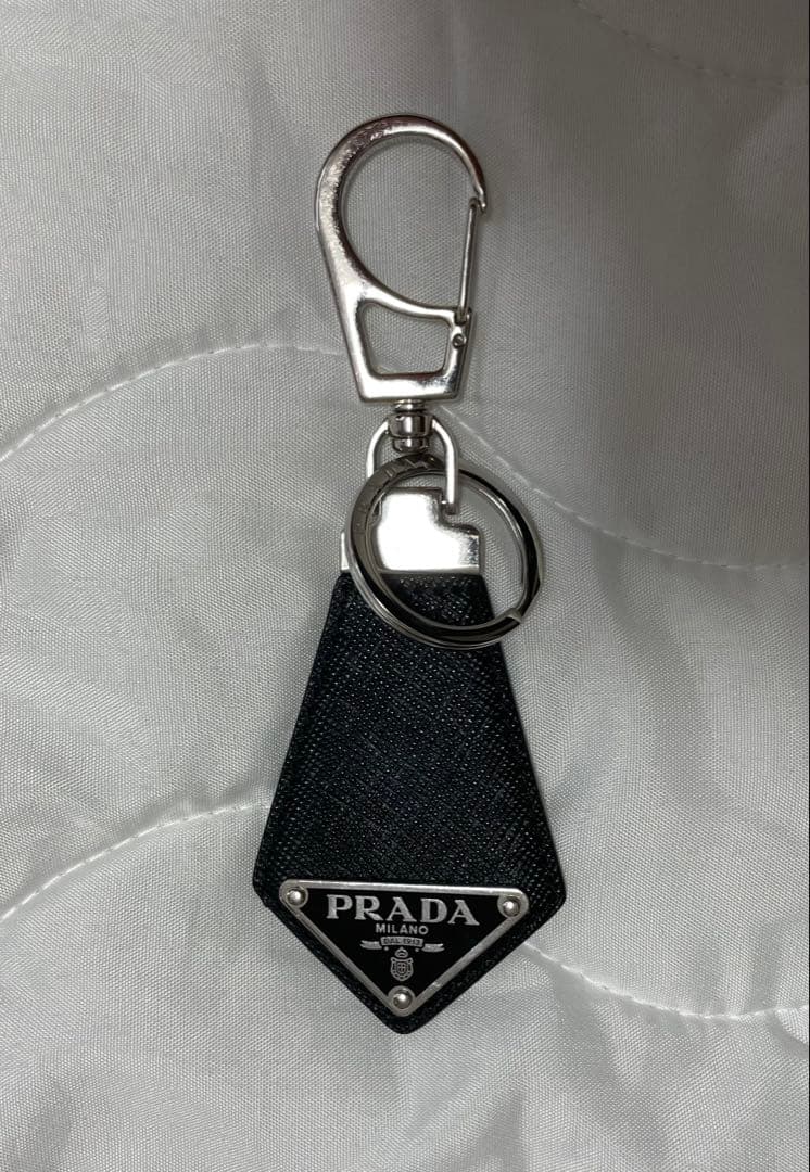 PRADA ブラック キーホルダー・キーリング