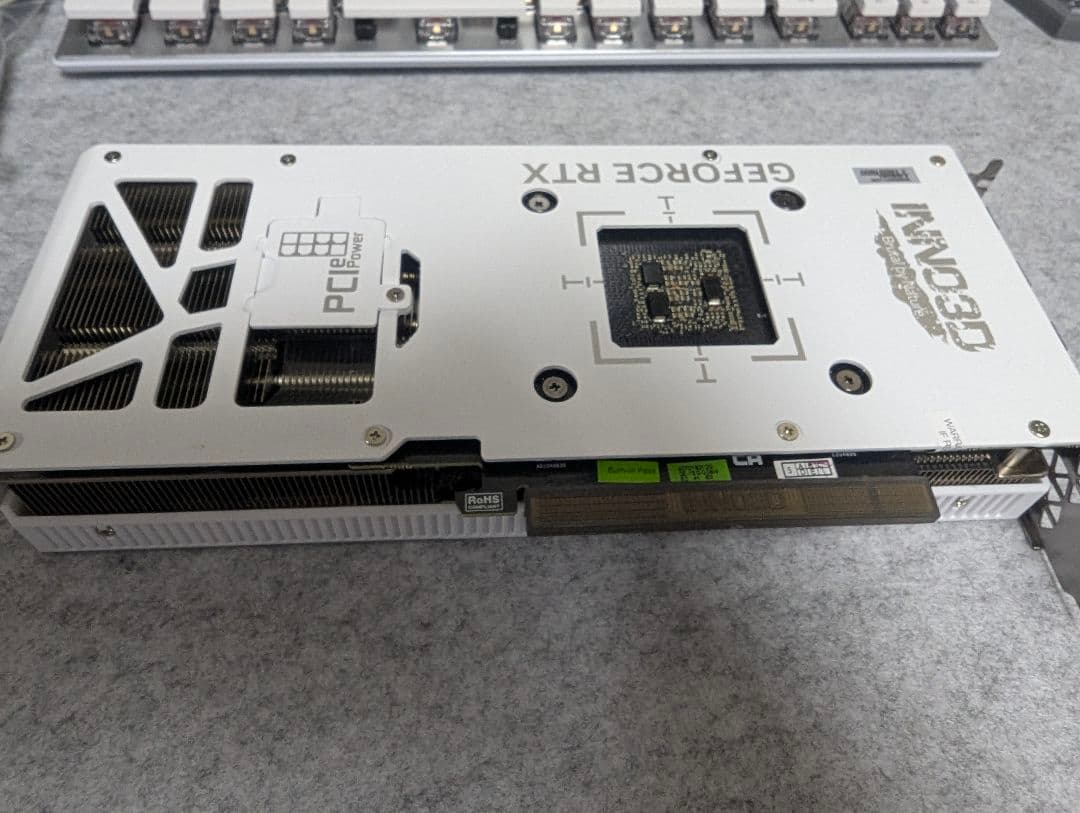 【かっちゃまん様】RTX 4070 TWINX2OC WHITE STEALTH