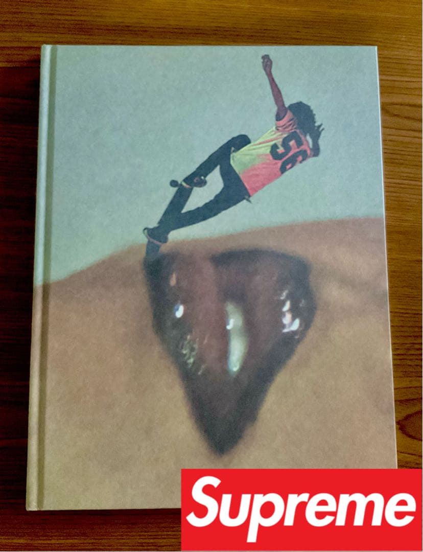 【新品同様】Supreme David Sims