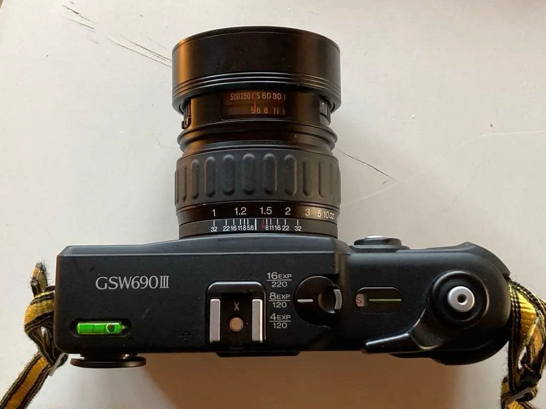 『完動品』FUJI GSW690III 6x9 中判フィルムカメラ　セール中！