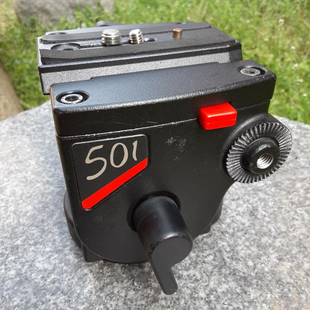 Manfrotto　501　ビデオ雲台　①