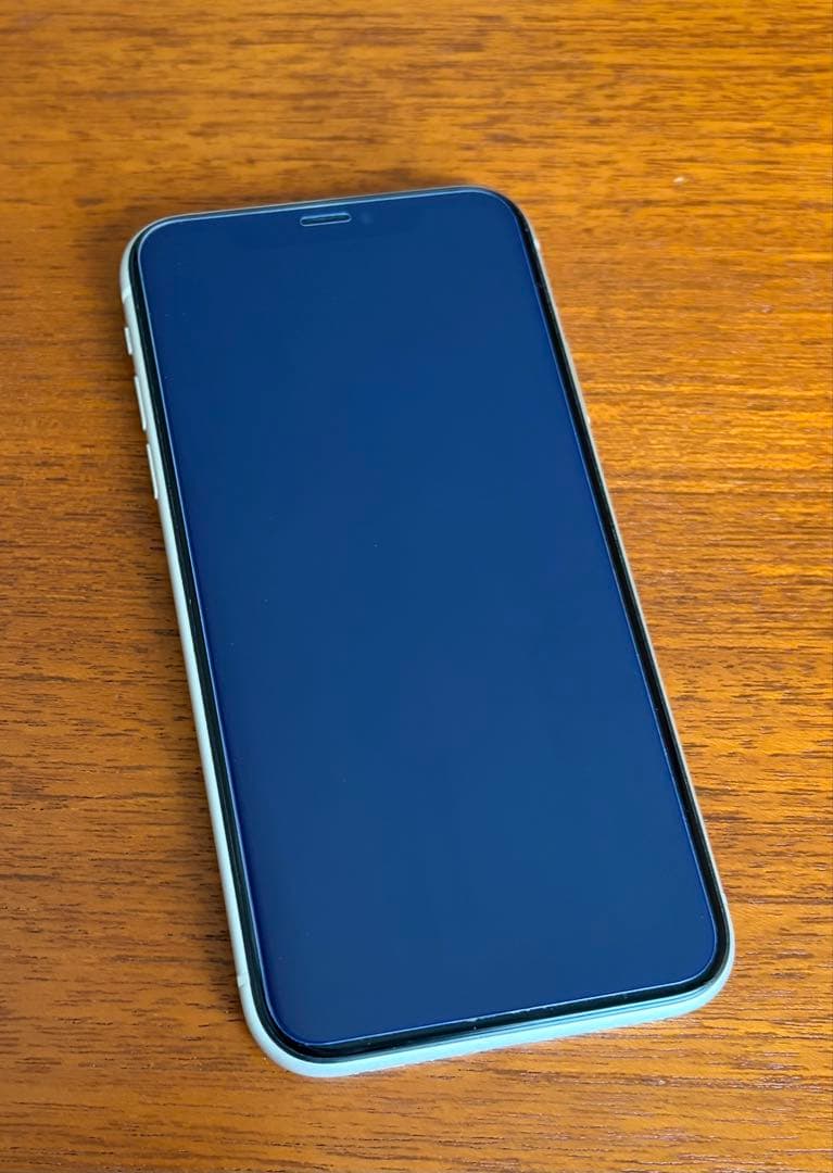 Apple iPhone 11 ホワイト 本体 128gb