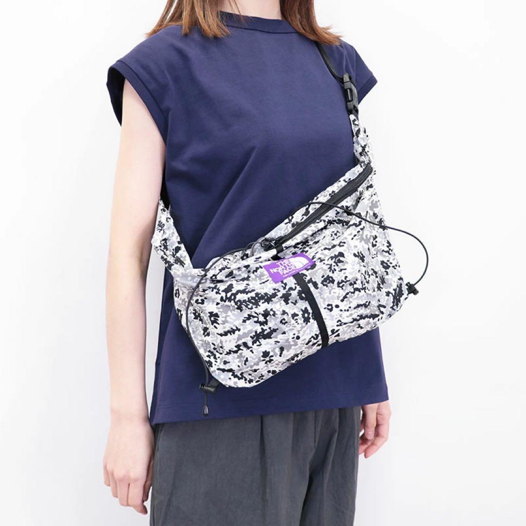 THE NORTH FACE 迷彩柄 ボディバッグ