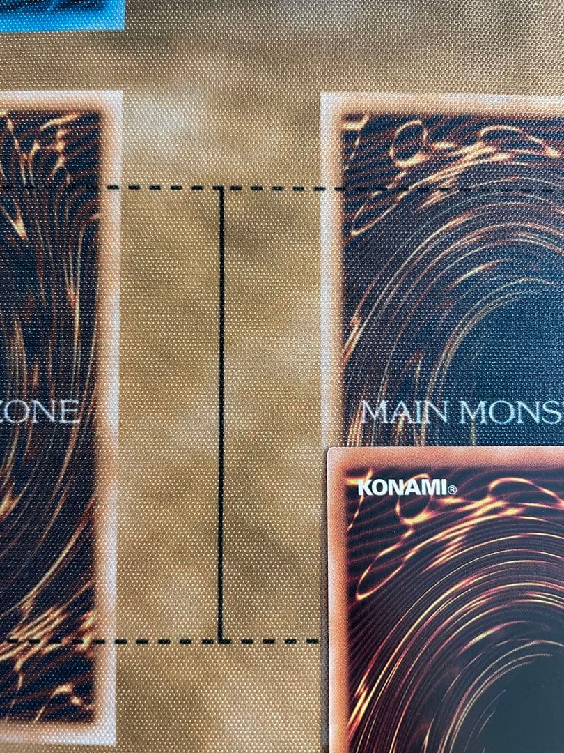 青眼の白龍 レリーフ qccp日版 四つ目