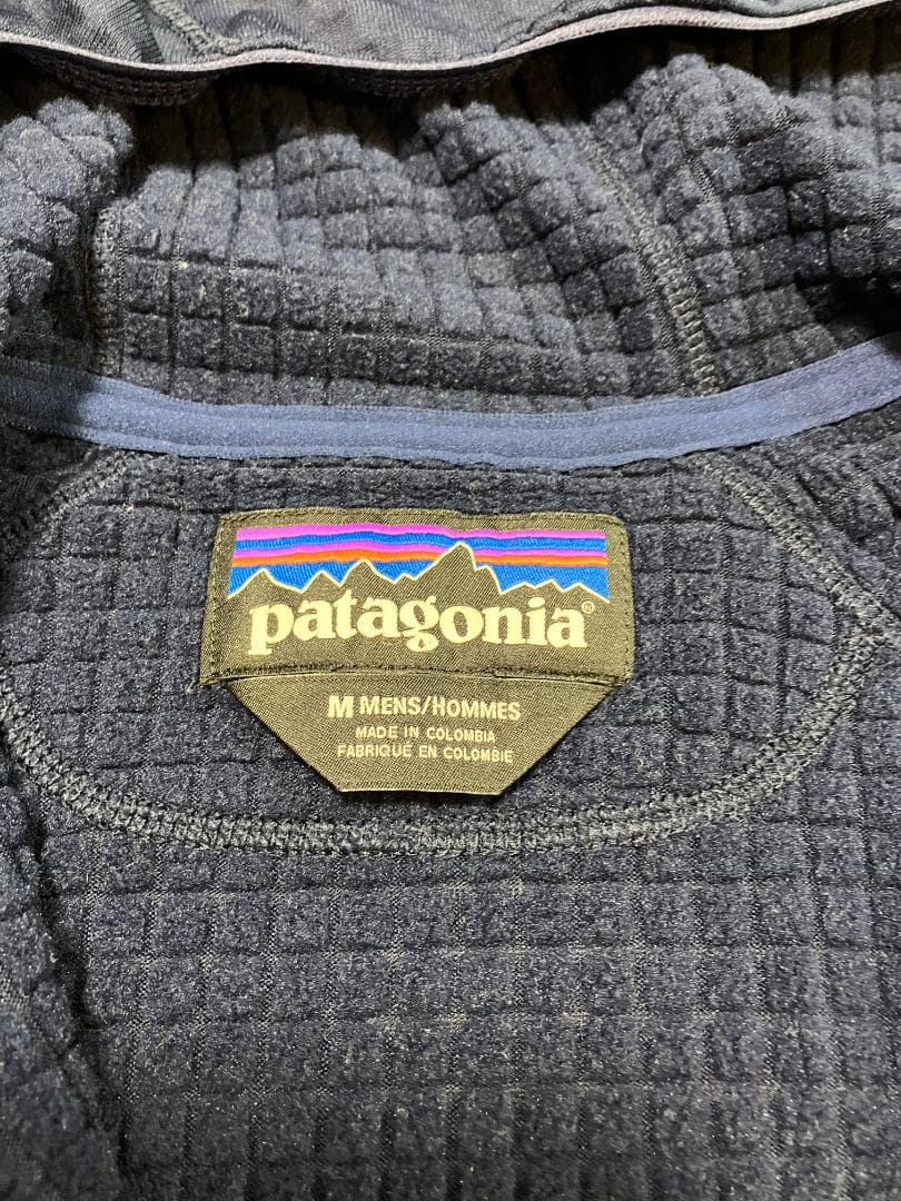 パタゴニア R1 フルジップ フーディ ネイビー M （１回のみ着用）