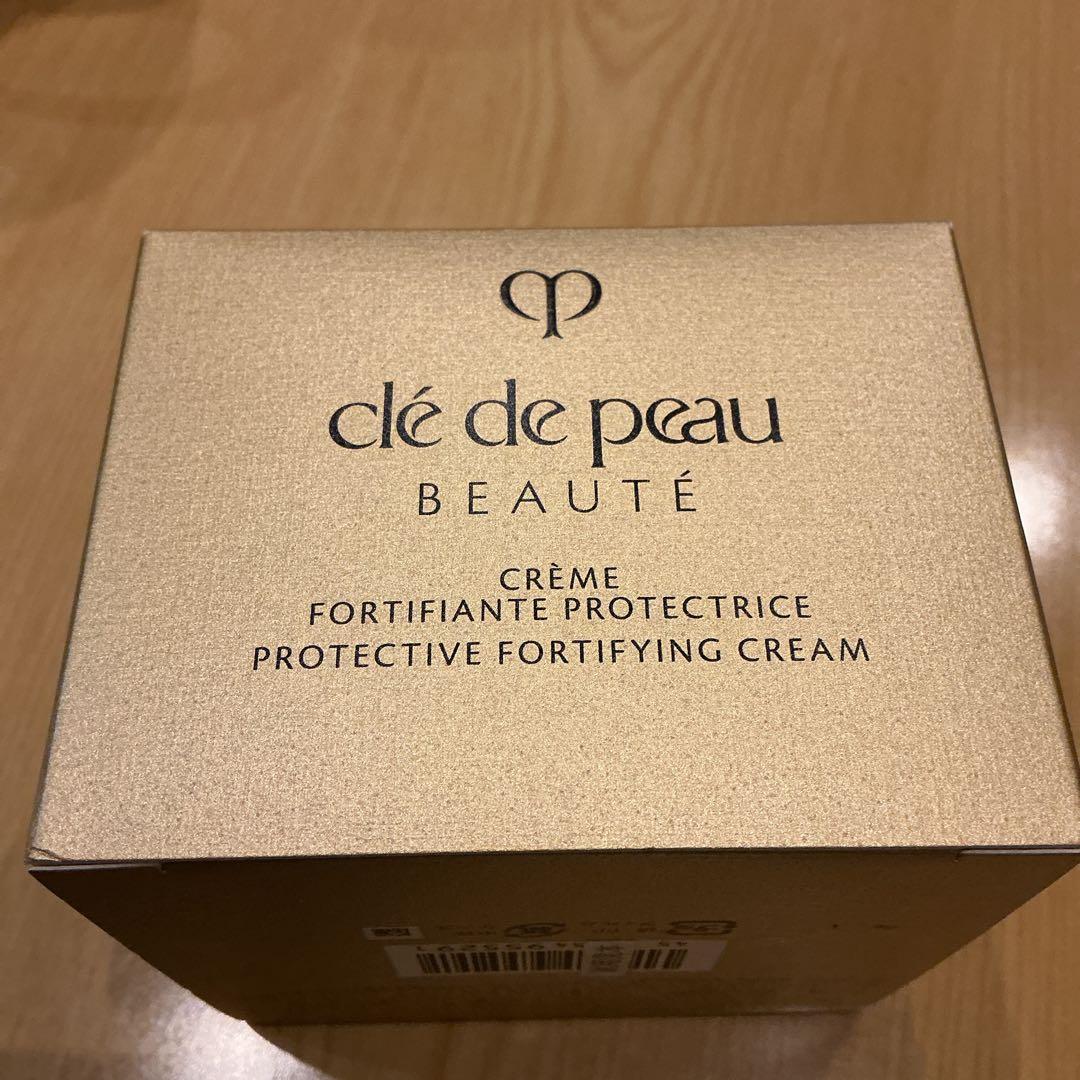 クレ・ド・ポー ボーテ　クレームプロテクトゥリスn