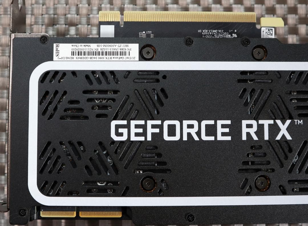 グラフィックボード・グラボ・ビデオカード GEFORCE RTX 3090 24GB GDDR6X HDMI/DP*3