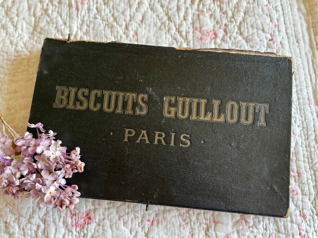 フランス　アンティーク＊BISCUITS GUILLOUT PARIS＊ボックス
