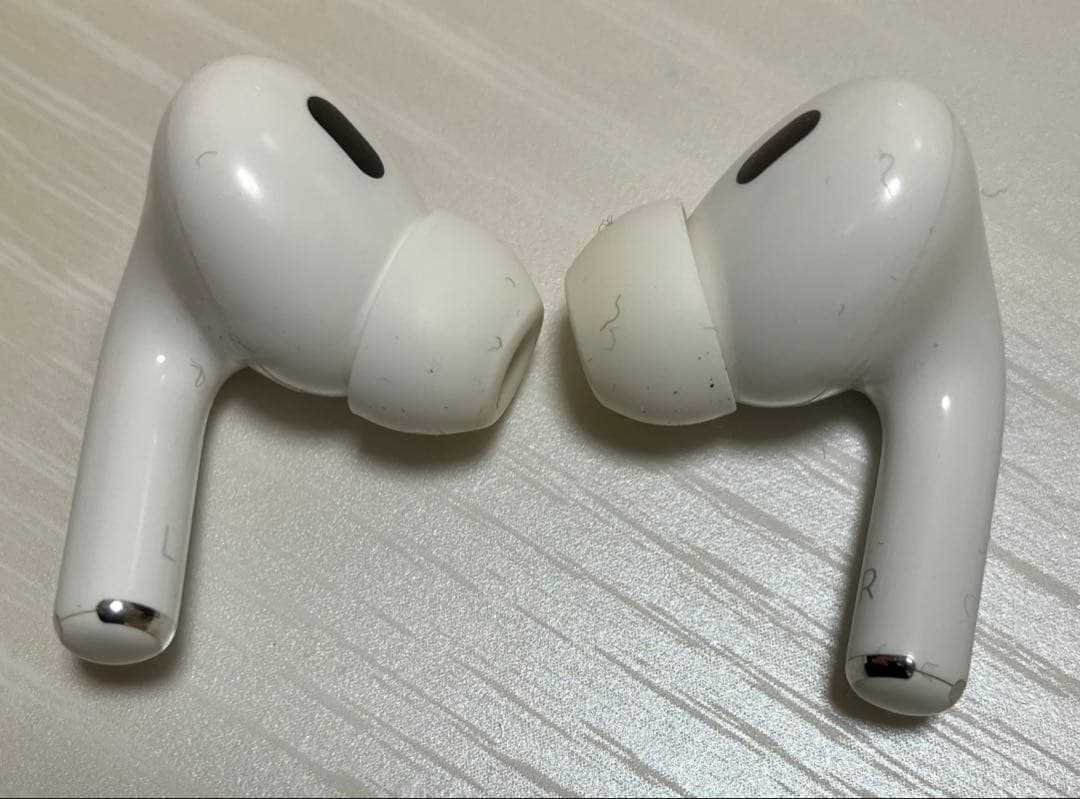 【中古】AirPods Pro 2（刻印あり）