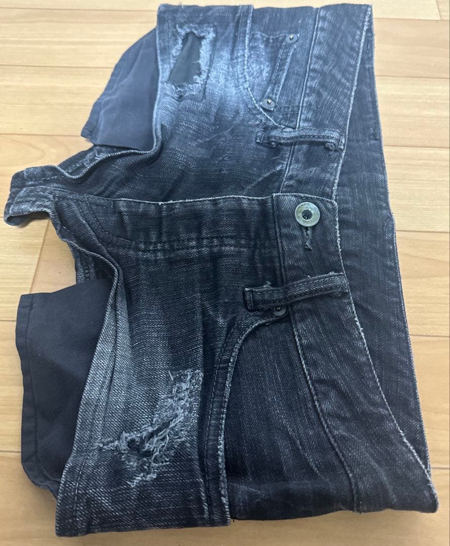 LGB ダメージ デニム ショートパンツ