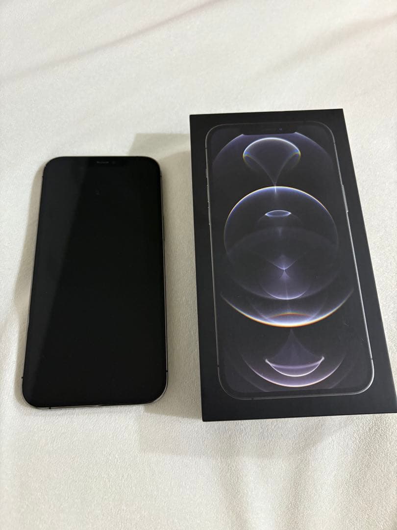 iPhone 12ProMax グラファイト 256GB 本体 （カメラ割れ）