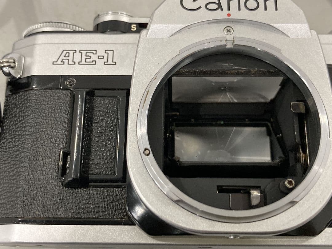 【動作品】Canon AE-1 フィルムカメラ レンズ2本セット