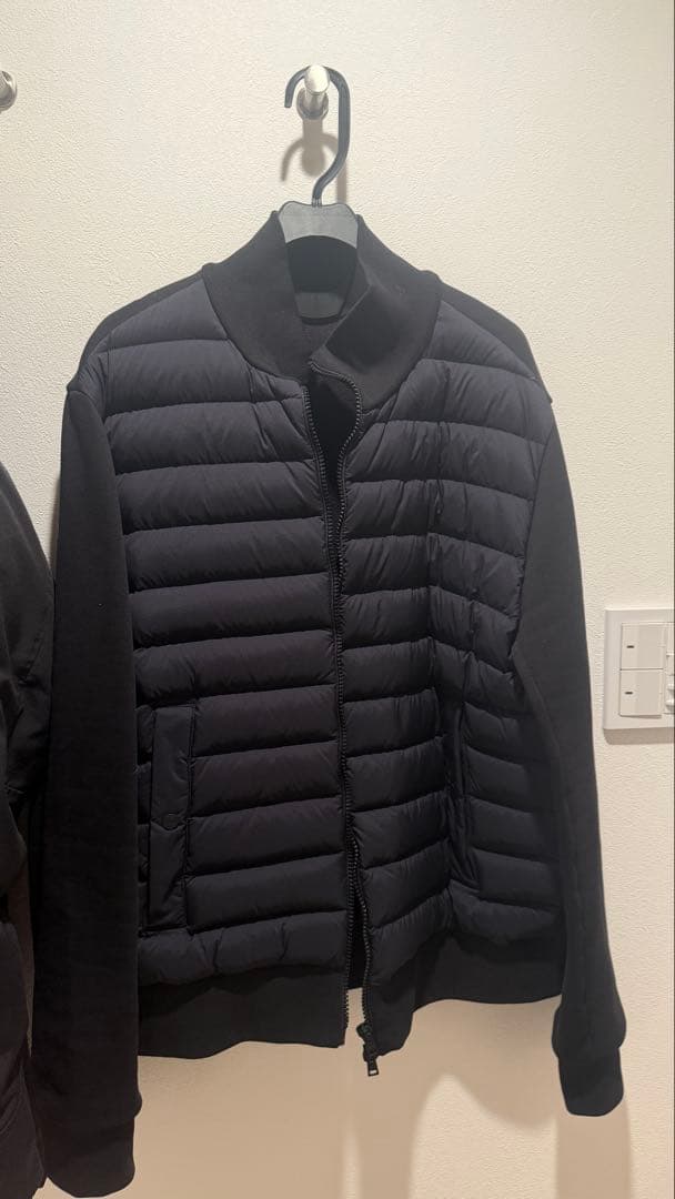 Herno ブラック ダウンジャケット