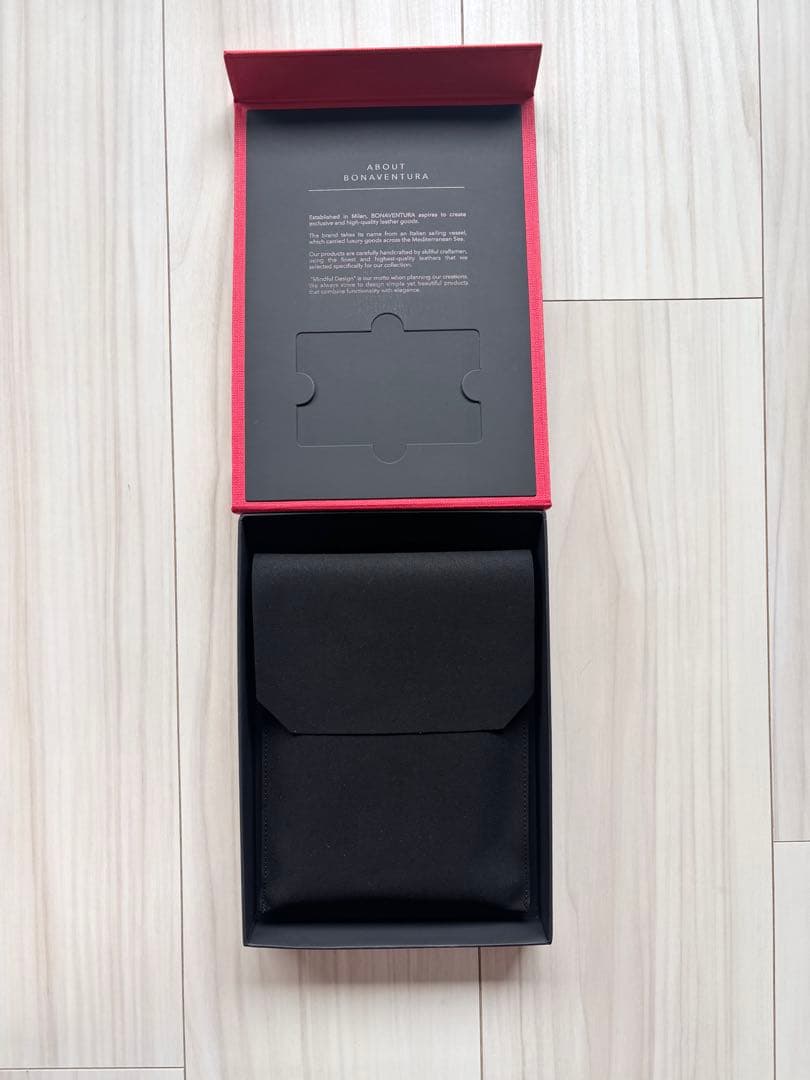 新品　ボナベンチュラ　iPhone15 サクラピンク