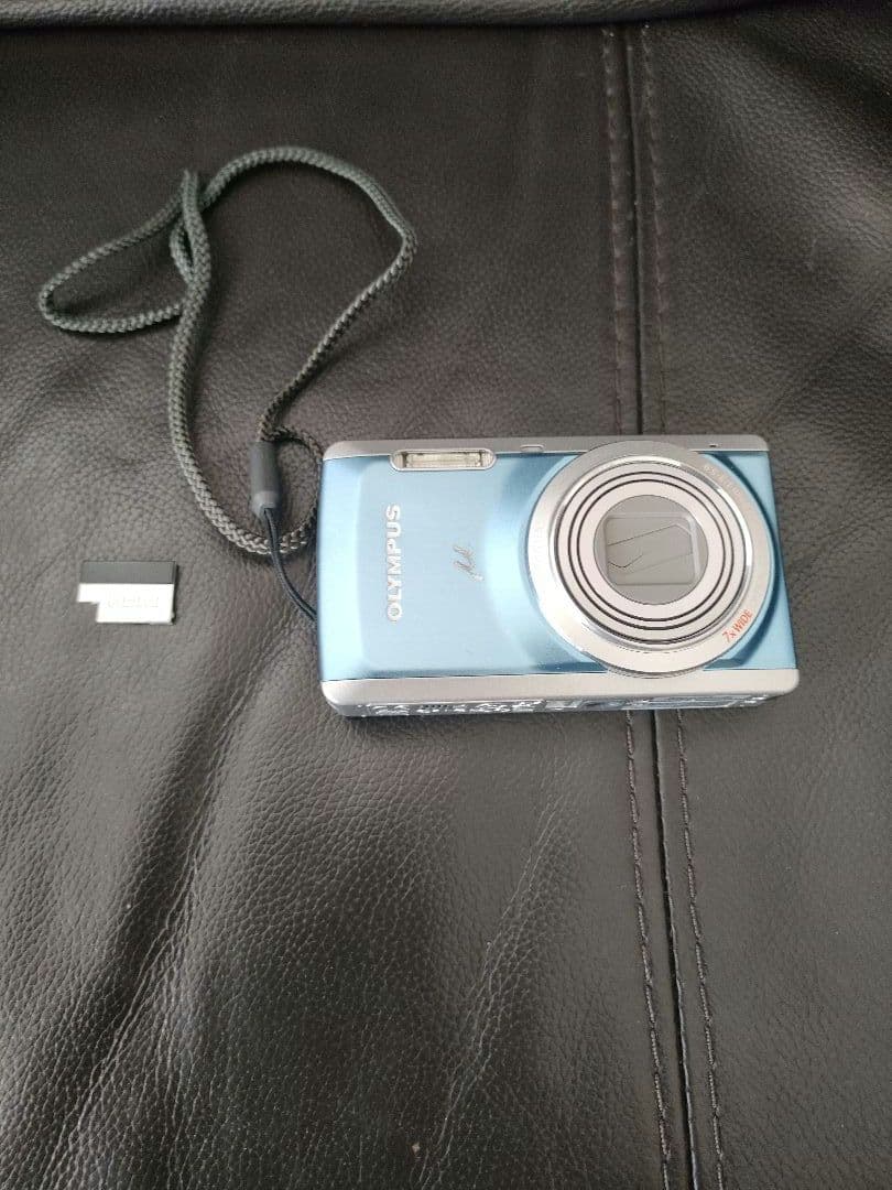 OLYMPUS オリンパス ミュー μ-7040 コンパクトデジタルカメラ