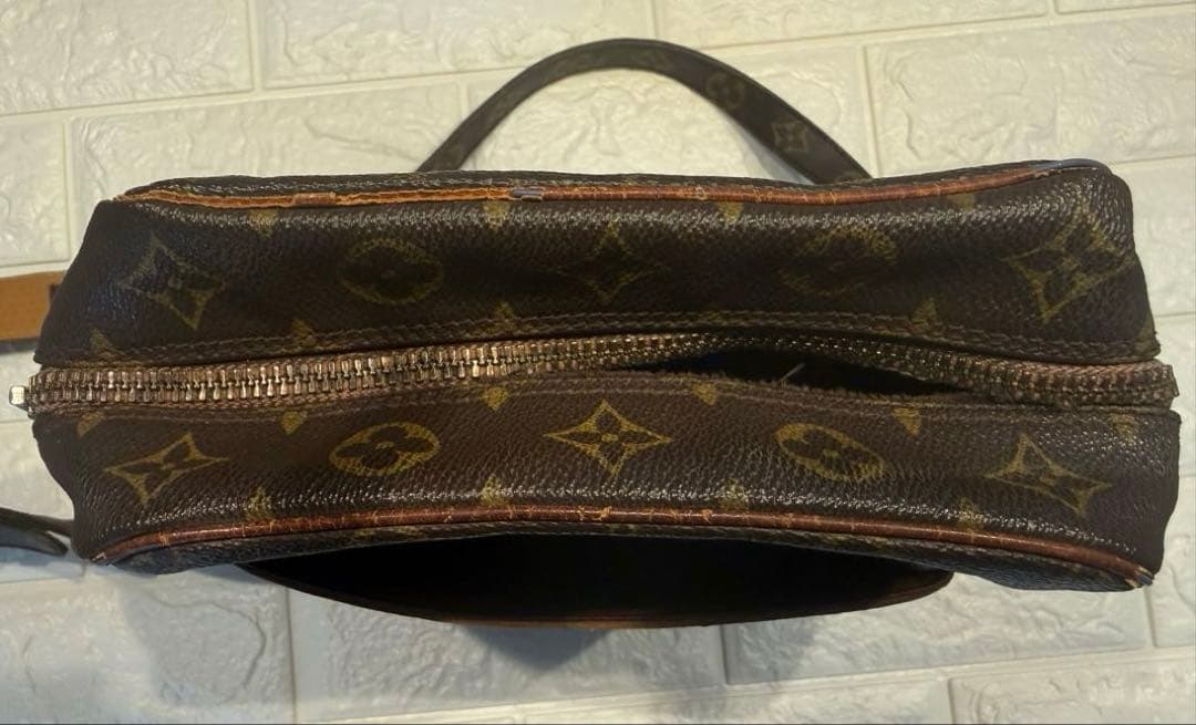 ルイ・ヴィトン ショルダーバッグ LOUIS VUITTON ダヌーブ