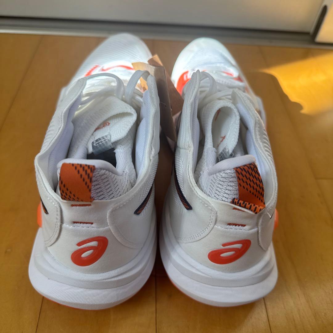ASICS RISE バレーボールシューズ ホワイト/オレンジ28.5