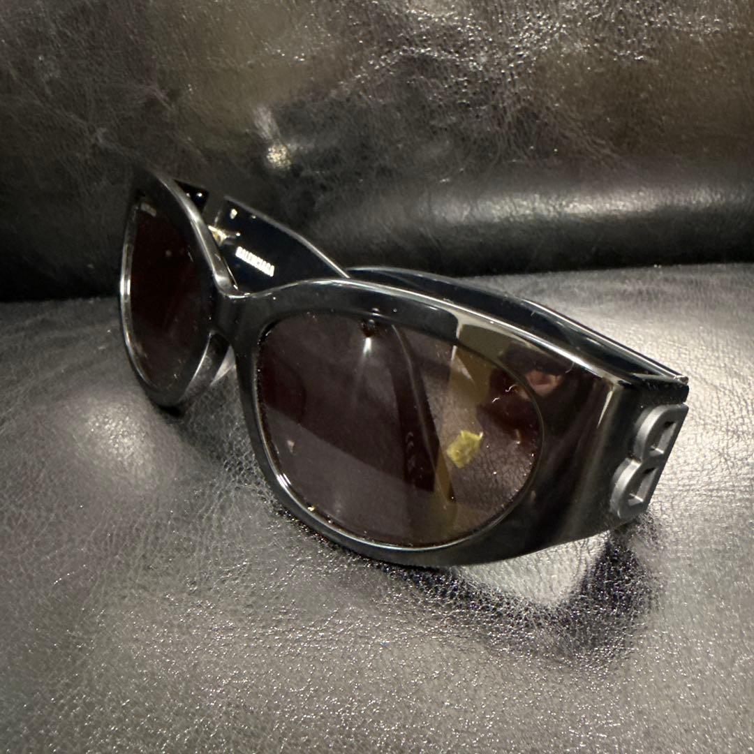 BALENCIAGA BOSSY ROUND ロゴスクエア サングラス