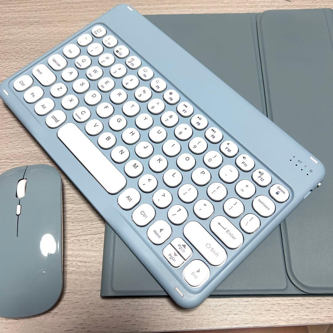 iPad Air 10.9インチ 第5世代 iPadケース付き