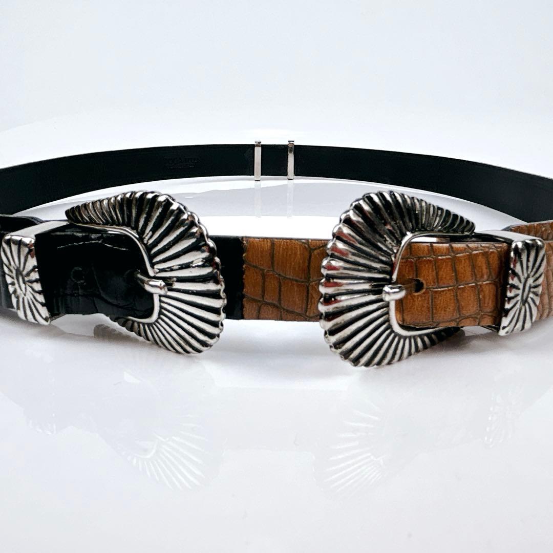 稀少　TOGA PULLA ダブルバックル　レザー　ベルト　バイカラー