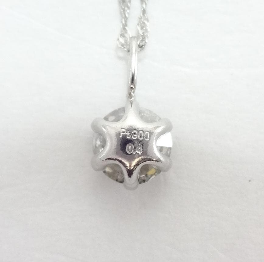 【美品】0.4ct　一粒ダイヤモンド　ネックレス　プラチナ